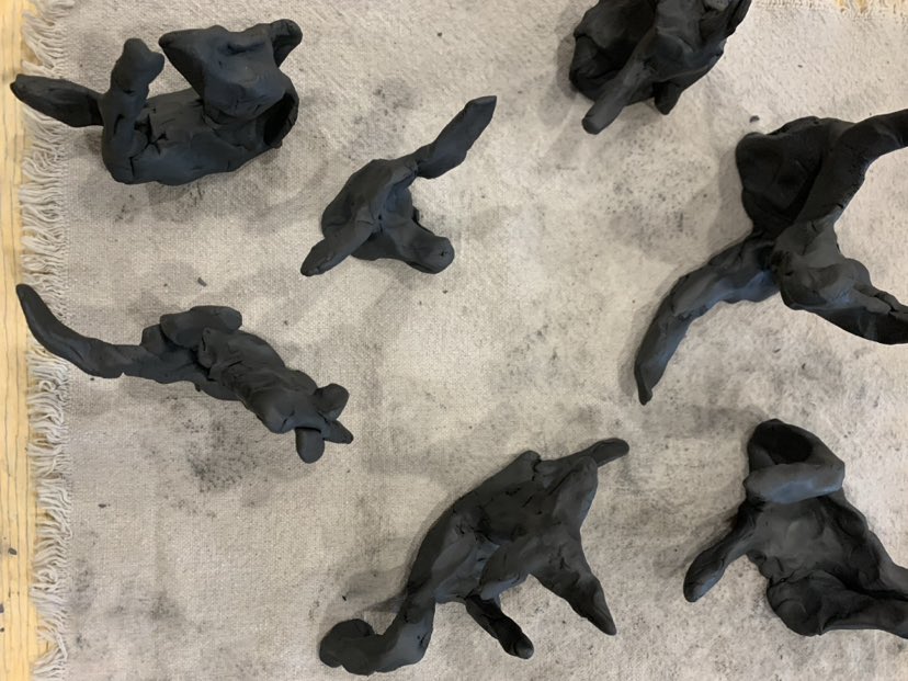 Sculptures crues noires